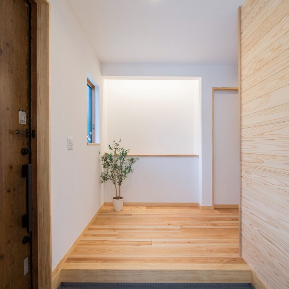 木の心地よさを感じる和モダンなお家