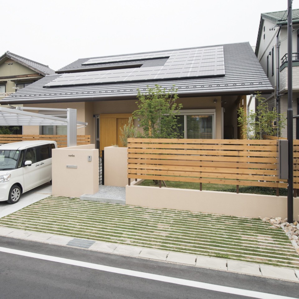 木のぬくもりに囲まれたお家