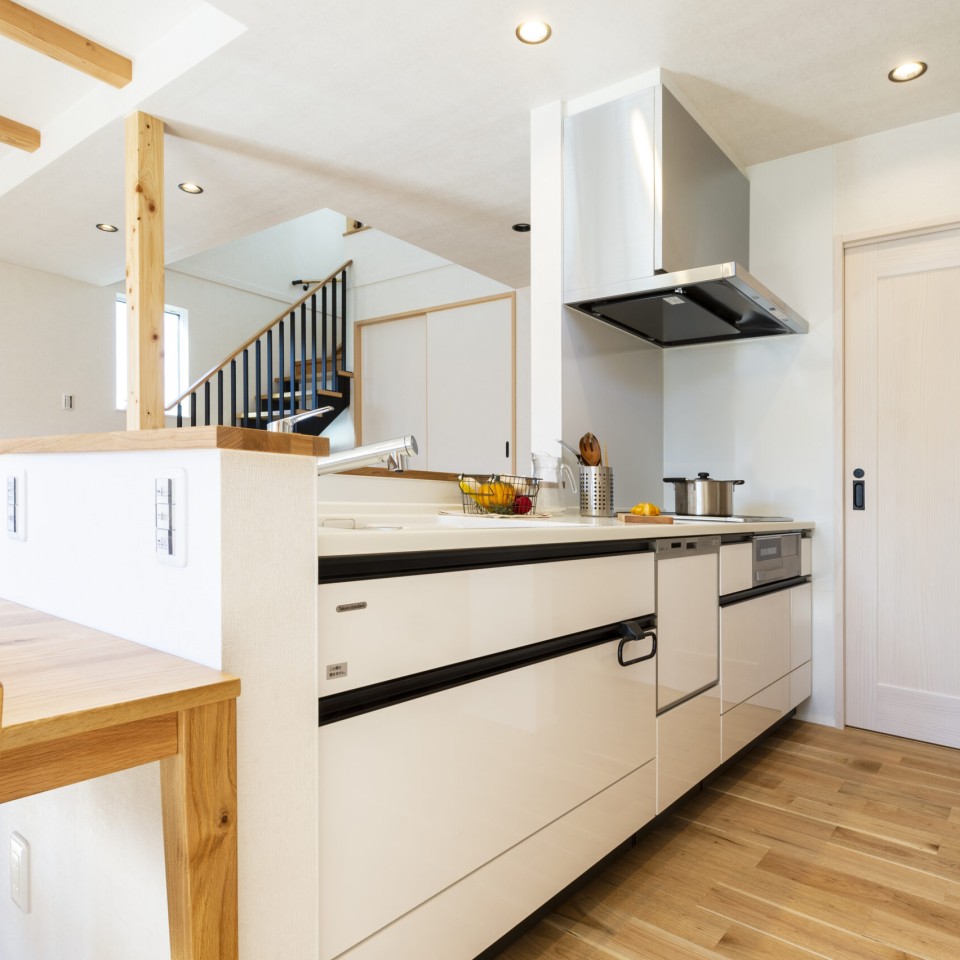 木の壁をアクセントで使ったお家