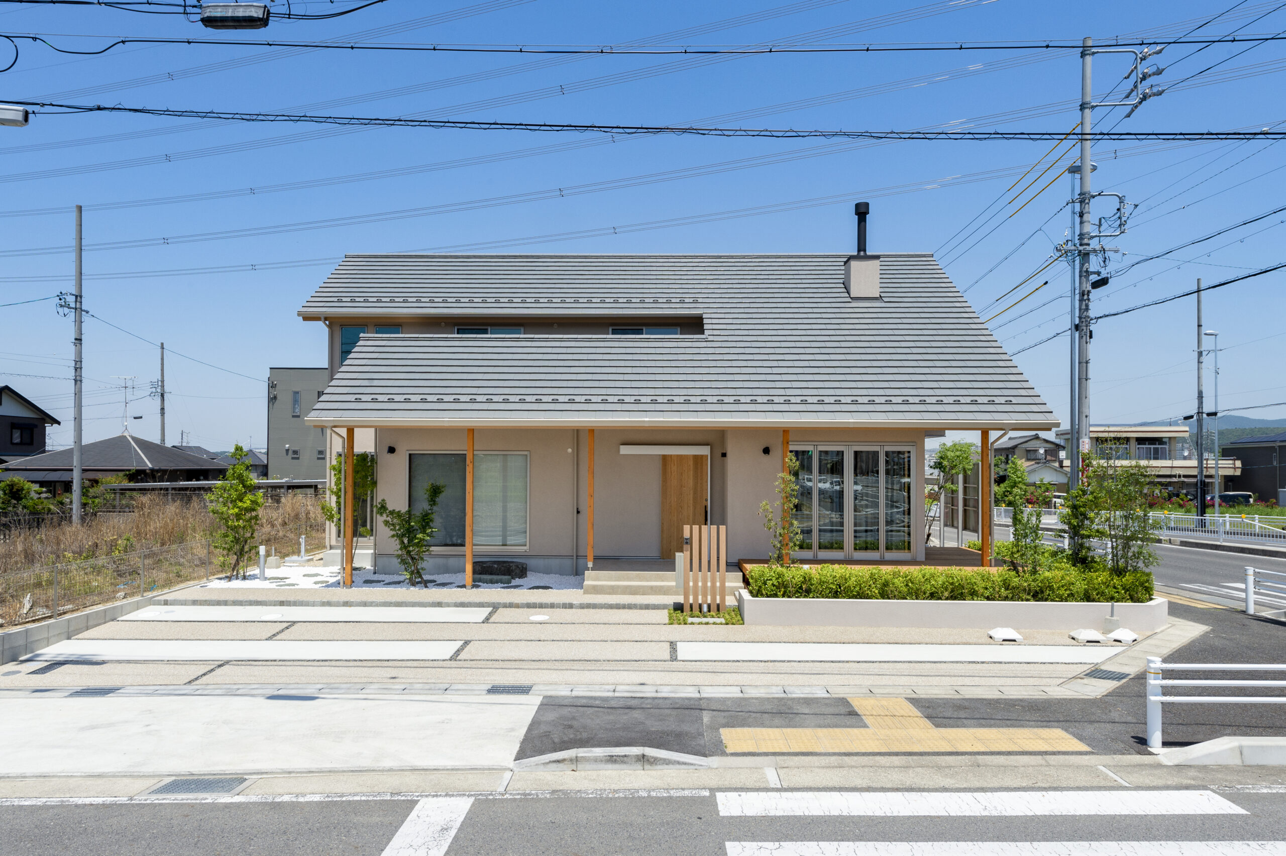 大きな屋根の2階建ての家（名古屋市守山区S様邸）