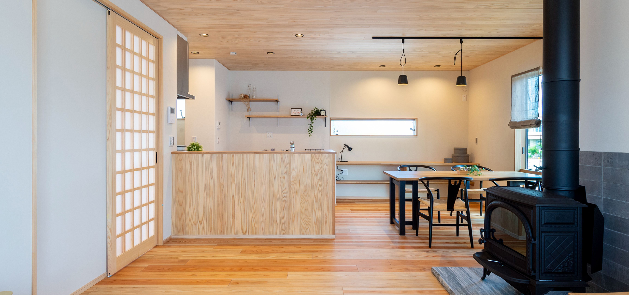 大きな屋根の2階建ての家(名古屋市守山区S様邸)