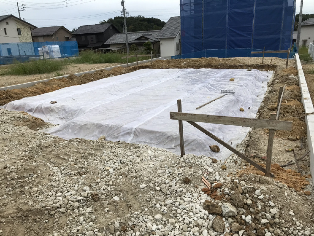 基礎工事スタート