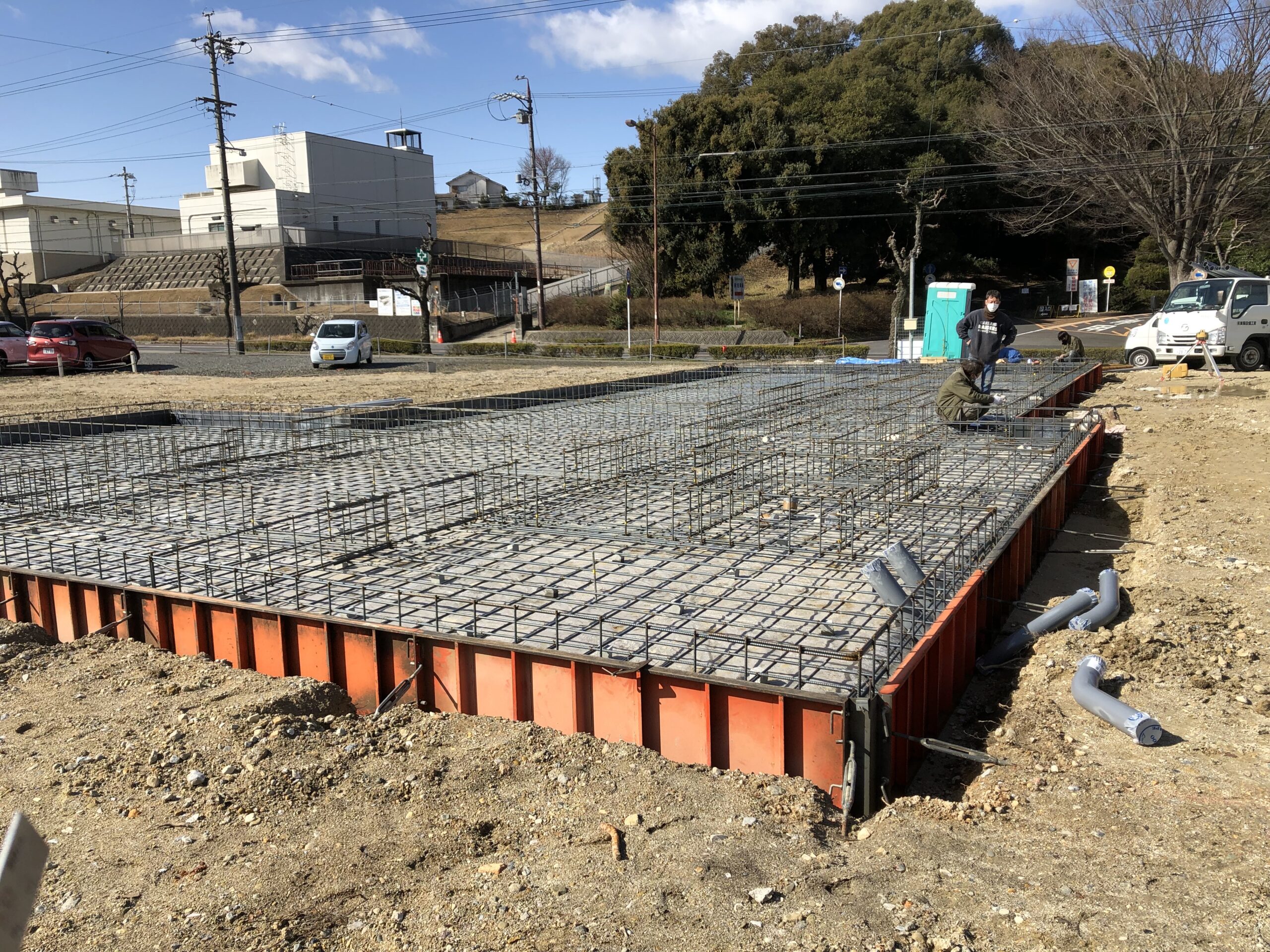 基礎工事スタート