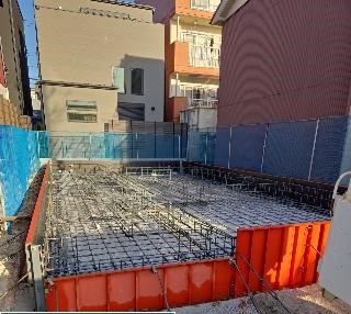 基礎着工